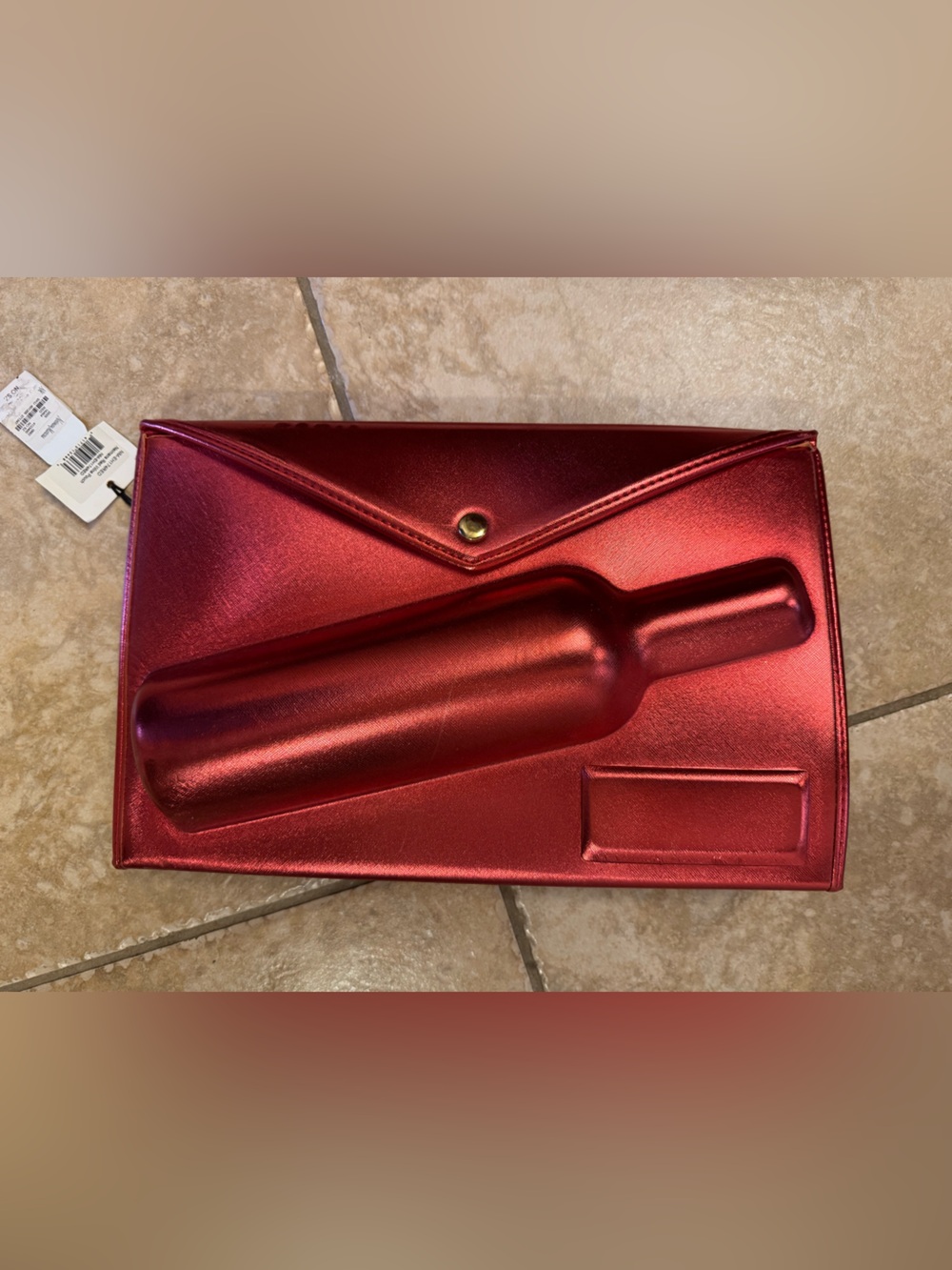 8 Oak Lane Metallic Red Wine Carrier Clutch - Stylish Bottle Case Neiman Marcus - Picture 5 of 6